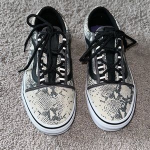 Vans snakeskin print gym shoes